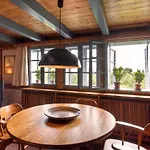 Tom Diek Appartement *