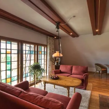 Lägenhet Tom Diek *